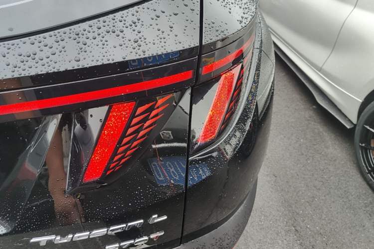Used Hyundai Tucson 2023 Tucson L 1.5T Automatic Two-Wheel Drive DLX Luxury Edition Right Rear Taillight