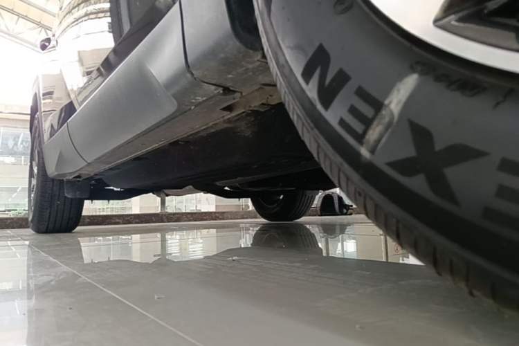 Used Hyundai Tucson 2023 Tucson L 1.5T Automatic Two-Wheel Drive GLX Elite Edition Right Side Sill