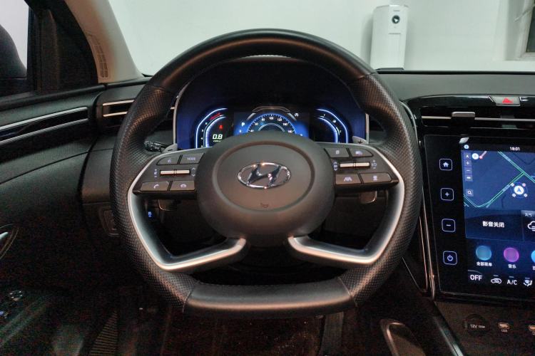 Used Hyundai Tucson 2023 Tucson L 1.5T Automatic Two-Wheel Drive DLX Luxury Edition Steering Wheel