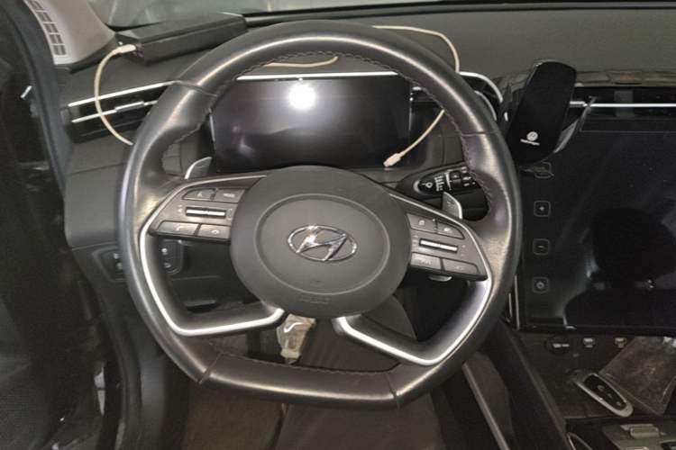 Used Hyundai Tucson 2023 Tucson L 1.5T Automatic Two-Wheel Drive LUX Prestige Edition Steering Wheel