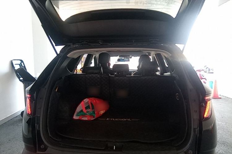 Used Hyundai Tucson 2023 Tucson L 1.5T Automatic Two-Wheel Drive DLX Luxury Edition Trunk