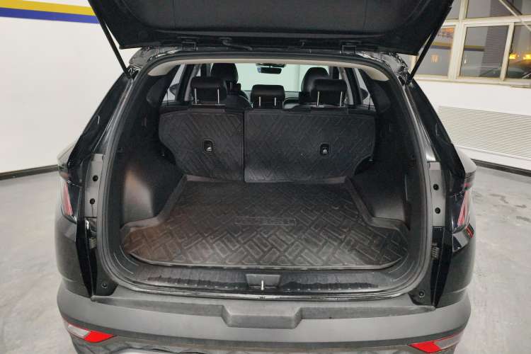 Used Hyundai Tucson 2023 Tucson L 1.5T Automatic Two-Wheel Drive DLX Luxury Edition Trunk