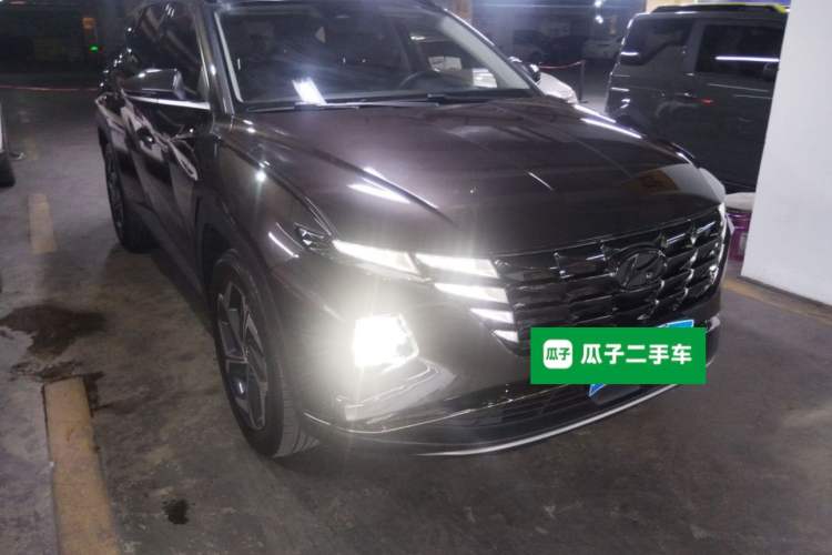 Used Hyundai Tucson 2023 Tucson L 1.5T Automatic Two-Wheel Drive DLX Luxury Edition Front Right 45 Deg