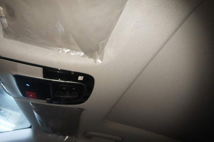 Used Hyundai Tucson 2023 Tucson L 1.5T Automatic Two-Wheel Drive DLX Luxury Edition Headliner