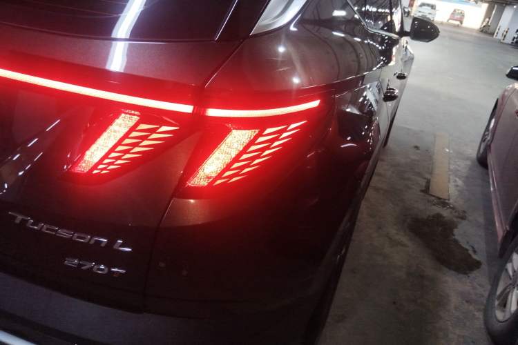 Used Hyundai Tucson 2023 Tucson L 1.5T Automatic Two-Wheel Drive DLX Luxury Edition Right Rear Taillight