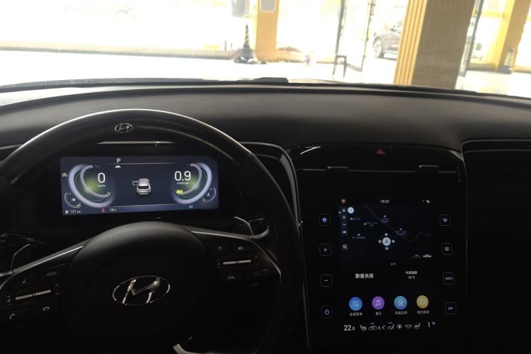 Used Hyundai Tucson 2023 Tucson L 1.5T Automatic Two-Wheel Drive LUX Prestige Edition Center Console