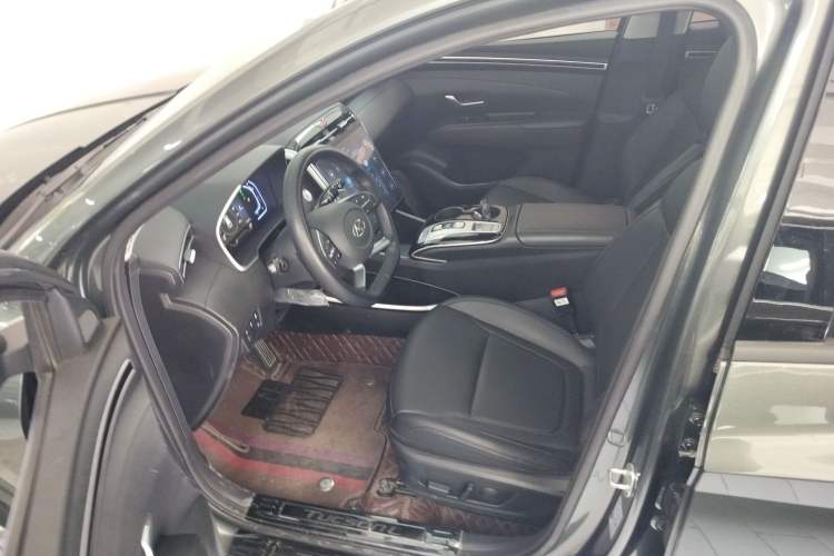 Used Hyundai Tucson 2023 Tucson L 1.5T Automatic Two-Wheel Drive GLX Elite Edition Driver Seat