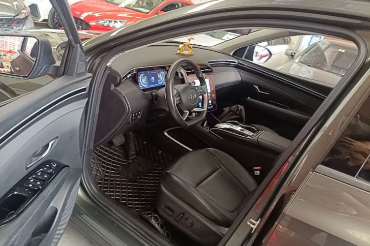 Used Hyundai Tucson 2023 Tucson L 1.5T Automatic Two-Wheel Drive LUX Prestige Edition Driver Seat