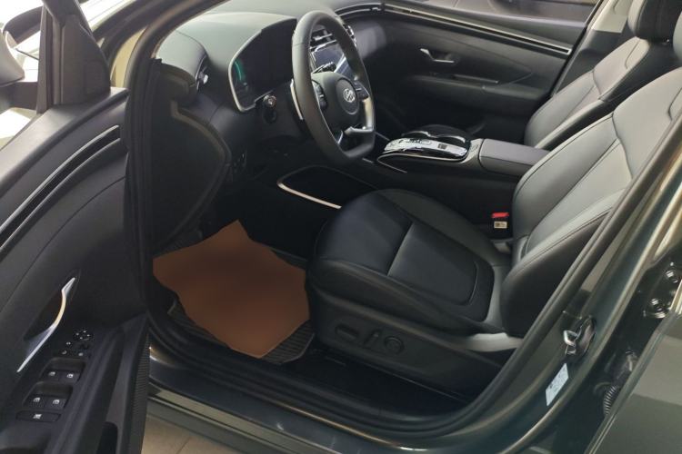 Used Hyundai Tucson 2023 Tucson L 1.5T Automatic Two-Wheel Drive DLX Luxury Edition Driver Seat