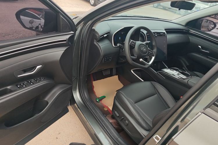 Used Hyundai Tucson 2023 Tucson L 1.5T Automatic Two-Wheel Drive DLX Luxury Edition Driver Seat