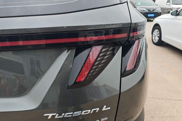 Used Hyundai Tucson 2023 Tucson L 1.5T Automatic Two-Wheel Drive DLX Luxury Edition Exterior 3