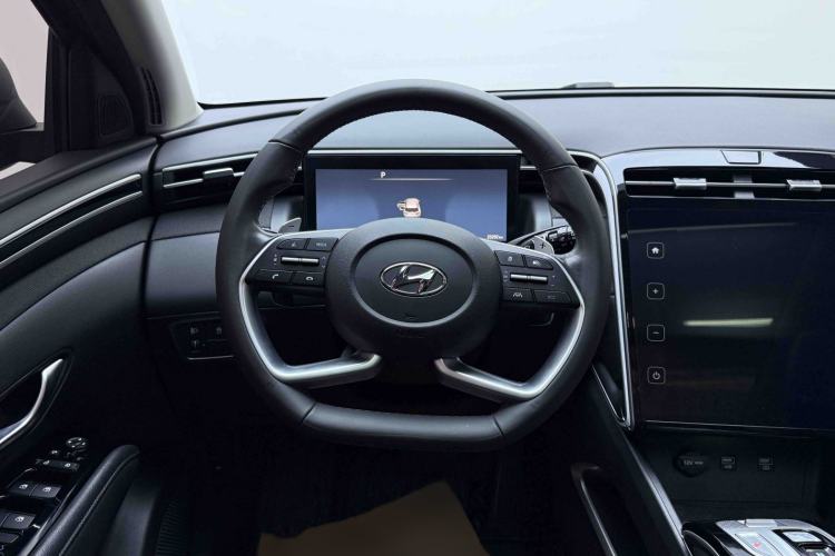 Used Hyundai Tucson 2023 Tucson L 1.5T Automatic Two-Wheel Drive LUX Prestige Edition Exterior 8