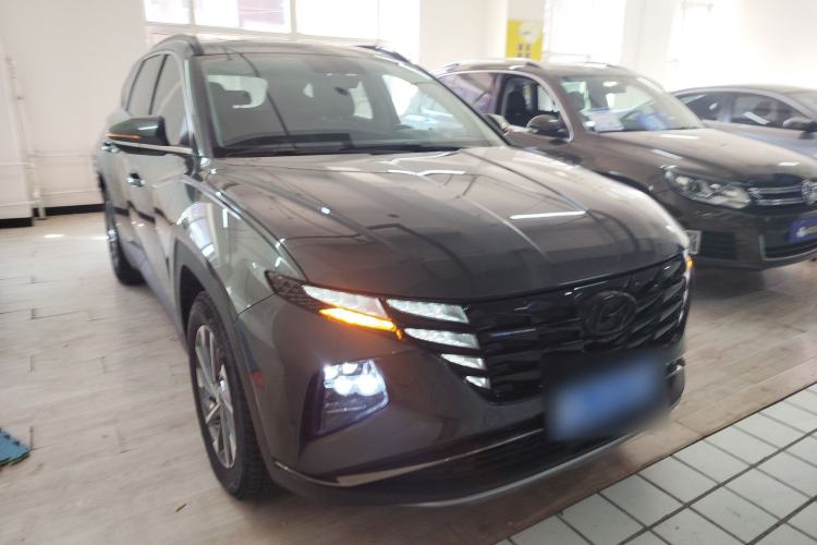 Used Hyundai Tucson 2023 Tucson L 1.5T Automatic Two-Wheel Drive GLX Elite Edition Front Right 45 Deg