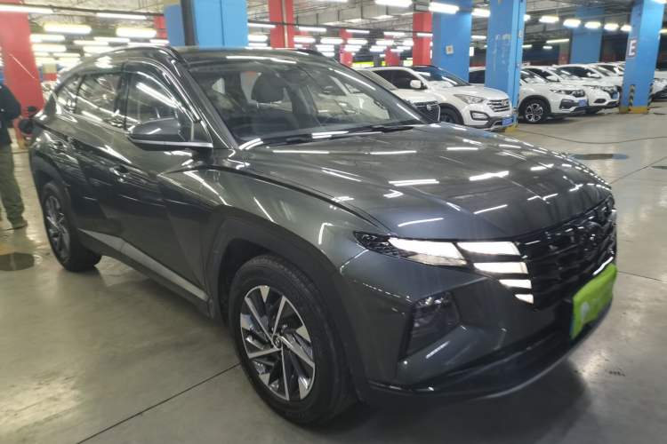 Used Hyundai Tucson 2023 Tucson L 1.5T Automatic Two-Wheel Drive GLX Elite Edition Front Right 45 Deg