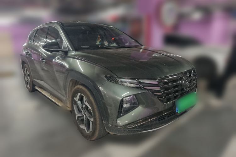 Used Hyundai Tucson 2023 Tucson L 1.5T Automatic Two-Wheel Drive DLX Luxury Edition Front Right 45 Deg