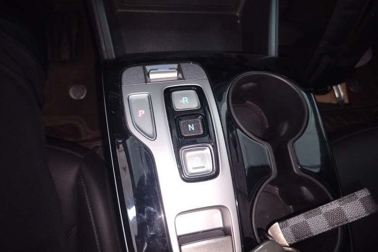 Used Hyundai Tucson 2023 Tucson L 1.5T Automatic Two-Wheel Drive GLX Elite Edition Gear Lever