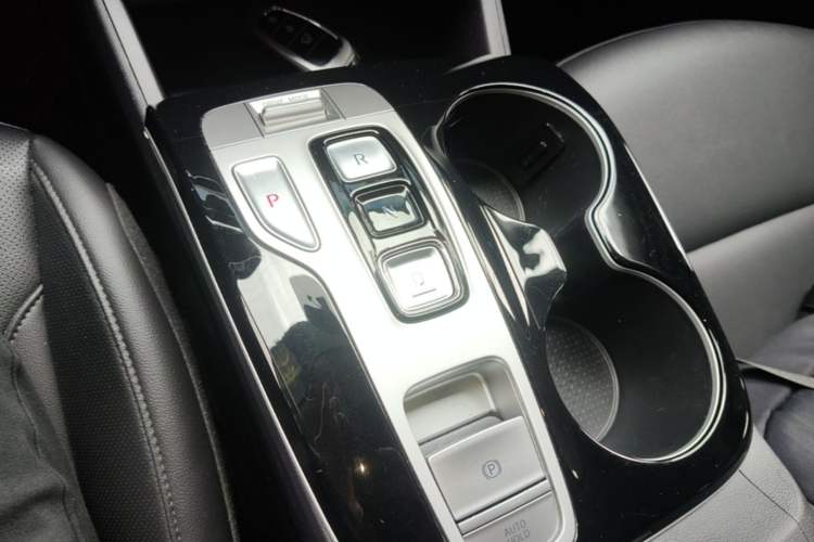 Used Hyundai Tucson 2023 Tucson L 1.5T Automatic Two-Wheel Drive GLX Elite Edition Gear Lever