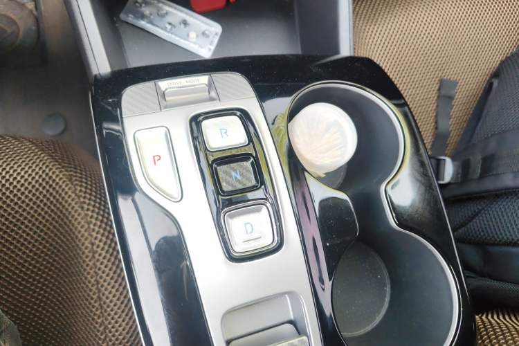 Used Hyundai Tucson 2023 Tucson L 1.5T Automatic Two-Wheel Drive GLX Elite Edition Gear Lever