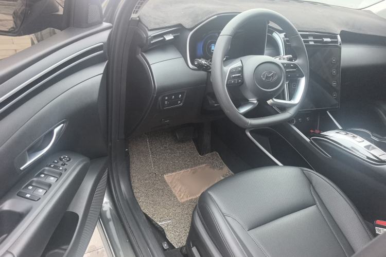 Used Hyundai Tucson 2023 Tucson L 1.5T Automatic Two-Wheel Drive GLX Elite Edition Interior 2