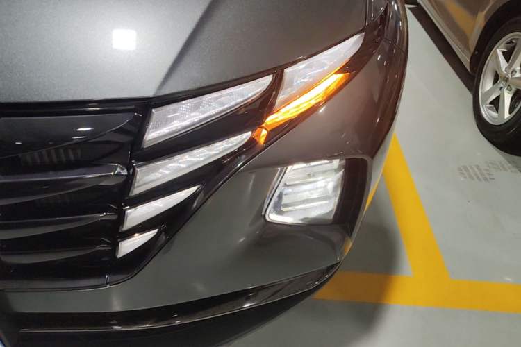 Used Hyundai Tucson 2023 Tucson L 1.5T Automatic Two-Wheel Drive GLX Elite Edition Left Front Headlight