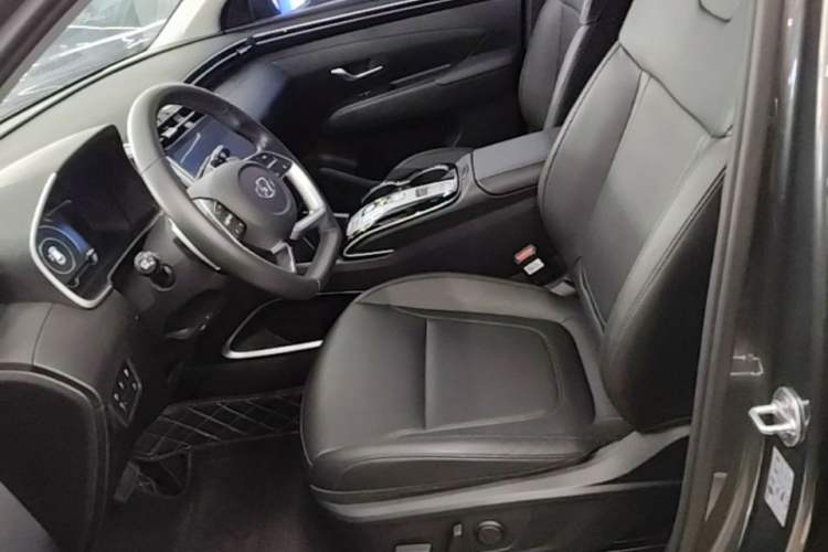 Used Hyundai Tucson 2023 Tucson L 1.5T Automatic Two-Wheel Drive DLX Luxury Edition Left Front Seat