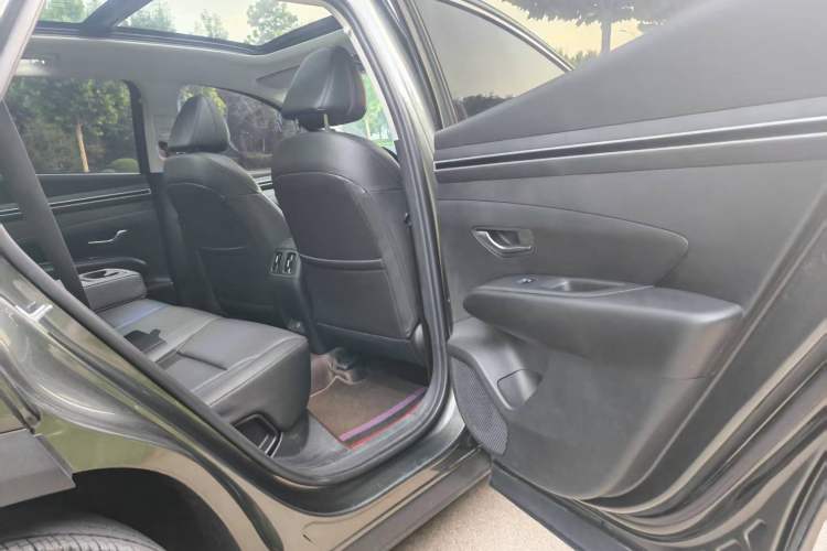 Used Hyundai Tucson 2023 Tucson L 1.5T Automatic Two-Wheel Drive DLX Luxury Edition Left Rear Seat