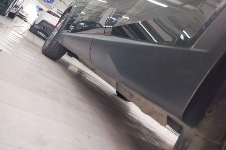 Used Hyundai Tucson 2023 Tucson L 1.5T Automatic Two-Wheel Drive GLX Elite Edition Left Side Sill