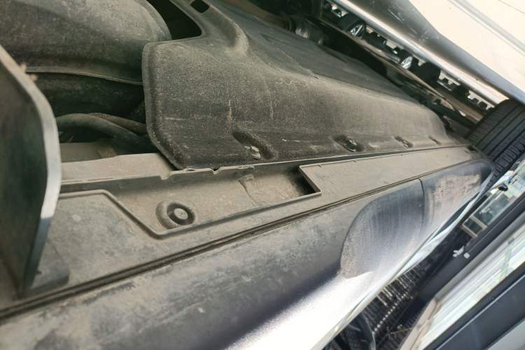 Used Hyundai Tucson 2023 Tucson L 1.5T Automatic Two-Wheel Drive LUX Prestige Edition Left Side Sill