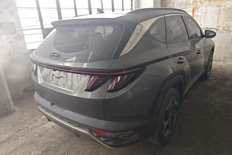 Used Hyundai Tucson 2023 Tucson L 1.5T Automatic Two-Wheel Drive DLX Luxury Edition Rear Right 45 Deg
