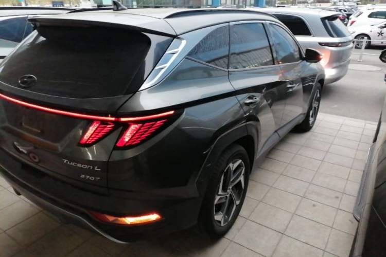 Used Hyundai Tucson 2023 Tucson L 1.5T Automatic Two-Wheel Drive DLX Luxury Edition Rear Right 45 Deg