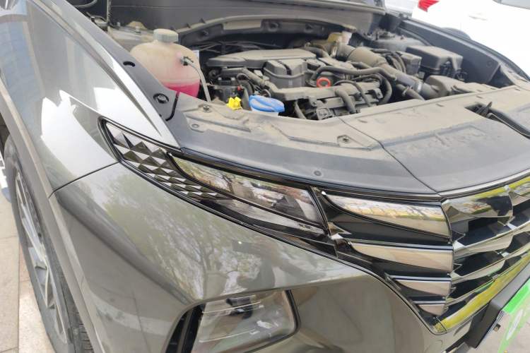 Used Hyundai Tucson 2023 Tucson L 1.5T Automatic Two-Wheel Drive GLX Elite Edition Right Front Headlight