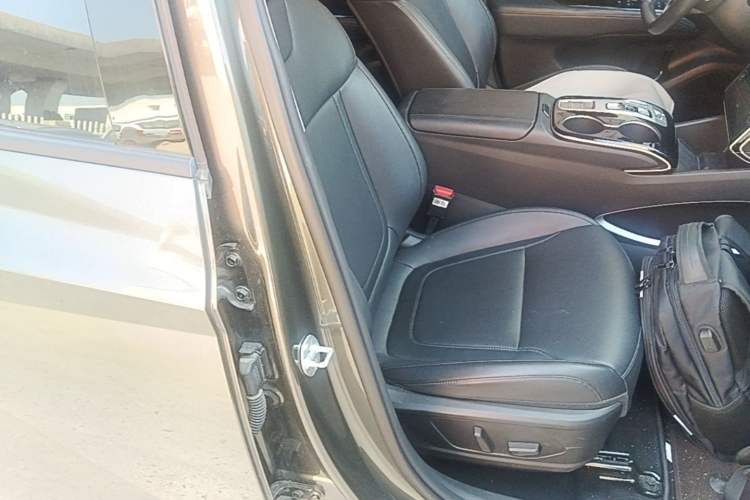 Used Hyundai Tucson 2023 Tucson L 1.5T Automatic Two-Wheel Drive LUX Prestige Edition Right Front Seat