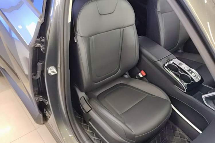 Used Hyundai Tucson 2023 Tucson L 1.5T Automatic Two-Wheel Drive DLX Luxury Edition Right Front Seat