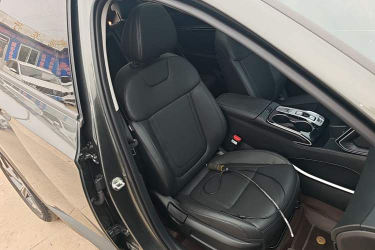 Used Hyundai Tucson 2023 Tucson L 1.5T Automatic Two-Wheel Drive DLX Luxury Edition Right Front Seat