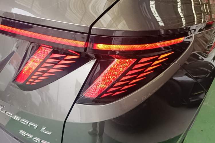 Used Hyundai Tucson 2023 Tucson L 1.5T Automatic Two-Wheel Drive LUX Prestige Edition Right Rear Taillight