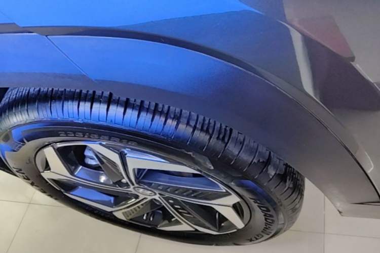 Used Hyundai Tucson 2023 Tucson L 1.5T Automatic Two-Wheel Drive DLX Luxury Edition Right Rear Wheel Hub