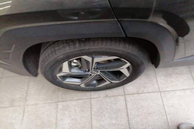 Used Hyundai Tucson 2023 Tucson L 1.5T Automatic Two-Wheel Drive DLX Luxury Edition Right Rear Wheel Hub