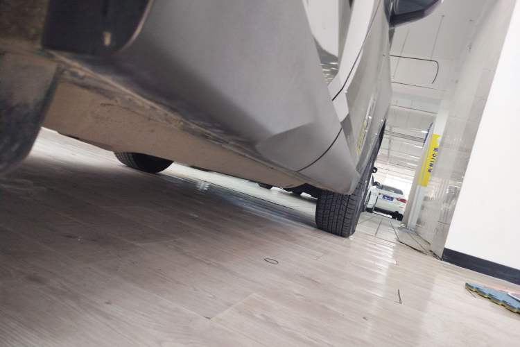 Used Hyundai Tucson 2023 Tucson L 1.5T Automatic Two-Wheel Drive GLX Elite Edition Right Side Sill