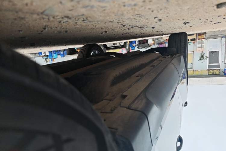 Used Hyundai Tucson 2023 Tucson L 1.5T Automatic Two-Wheel Drive DLX Luxury Edition Right Side Sill