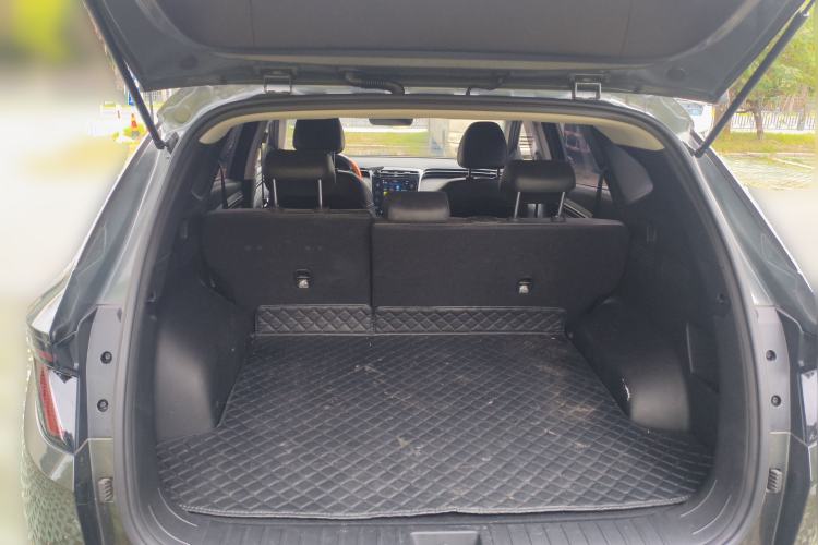 Used Hyundai Tucson 2023 Tucson L 1.5T Automatic Two-Wheel Drive DLX Luxury Edition Trunk