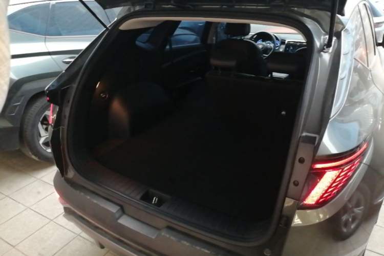 Used Hyundai Tucson 2023 Tucson L 1.5T Automatic Two-Wheel Drive DLX Luxury Edition Trunk