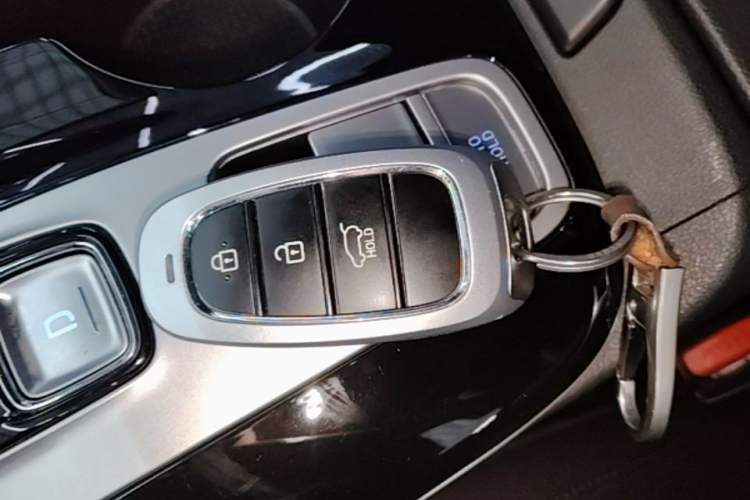 Used Hyundai Tucson 2023 Tucson L 1.5T Automatic Two-Wheel Drive DLX Luxury Edition Vehicle Key