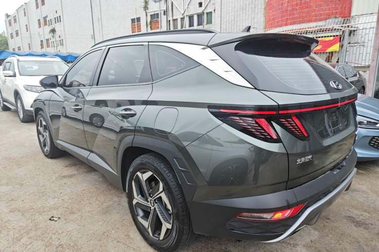 Used Hyundai Tucson 2023 Tucson L 1.5T Automatic Two-Wheel Drive LUX Prestige Edition Exterior 2