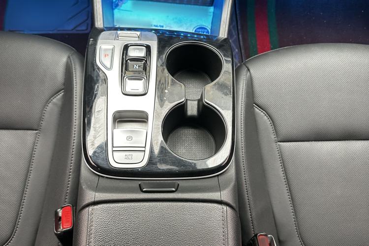 Used Hyundai Tucson 2023 Tucson L 1.5T Automatic Two-Wheel Drive GLX Elite Edition Gear Lever