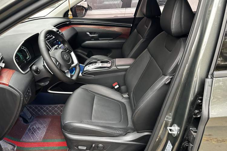 Used Hyundai Tucson 2023 Tucson L 1.5T Automatic Two-Wheel Drive GLX Elite Edition Interior 2