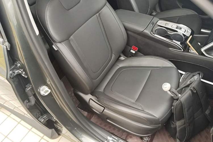Used Hyundai Tucson 2023 Tucson L 1.5T Automatic Two-Wheel Drive GLX Elite Edition Right Front Seat