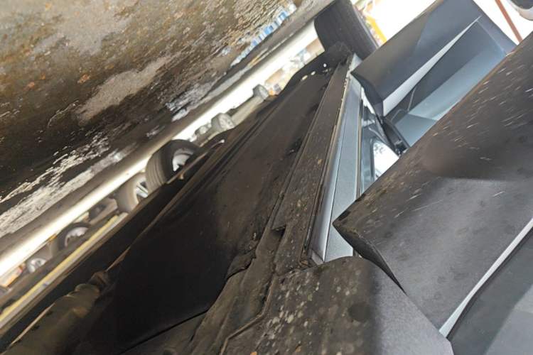 Used Hyundai Tucson 2023 Tucson L 1.5T Automatic Two-Wheel Drive LUX Prestige Edition Right Side Sill