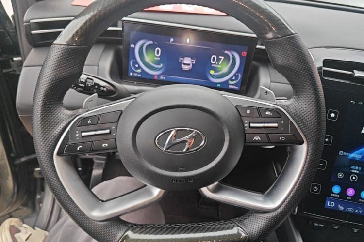Used Hyundai Tucson 2023 Tucson L 1.5T Automatic Two-Wheel Drive LUX Prestige Edition Steering Wheel