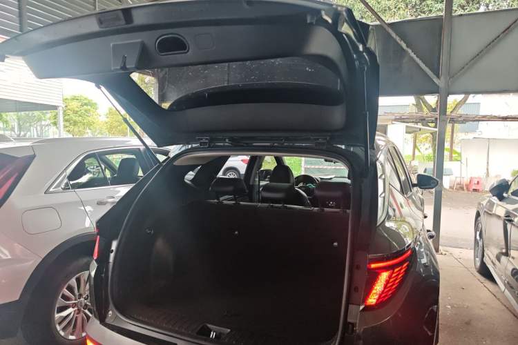 Used Hyundai Tucson 2023 Tucson L 1.5T Automatic Two-Wheel Drive DLX Luxury Edition Trunk