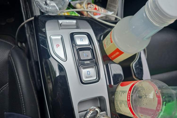 Used Hyundai Tucson 2023 Tucson L 1.5T Automatic Two-Wheel Drive GLX Elite Edition Gear Lever